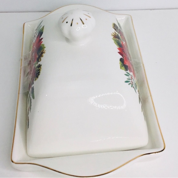 Grace's Teaware Butter Dish Poinsettia Christmas Flower New  Ceramic - Picture 3 of 5